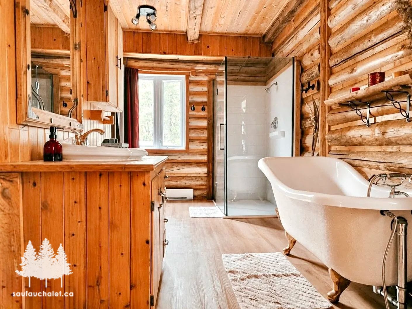 Salle de bain — chalet Le Bois rond, Mandeville
